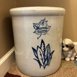 Western Stoneware Crock 8 Gal