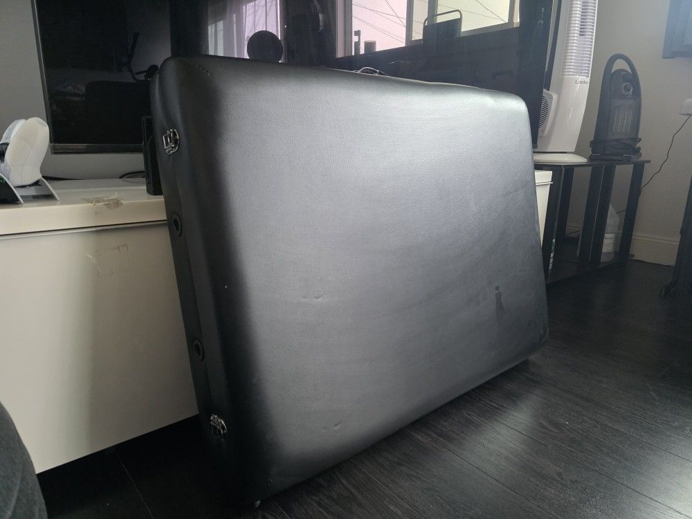 Mobile Massage Table