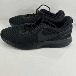 Nike Tanjun Men’s Running Shoes Black Size 10 Lightweight Mesh Sneakers NEW