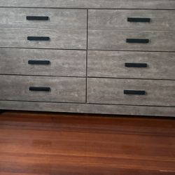 Bedroom Dresser (6Drawers)