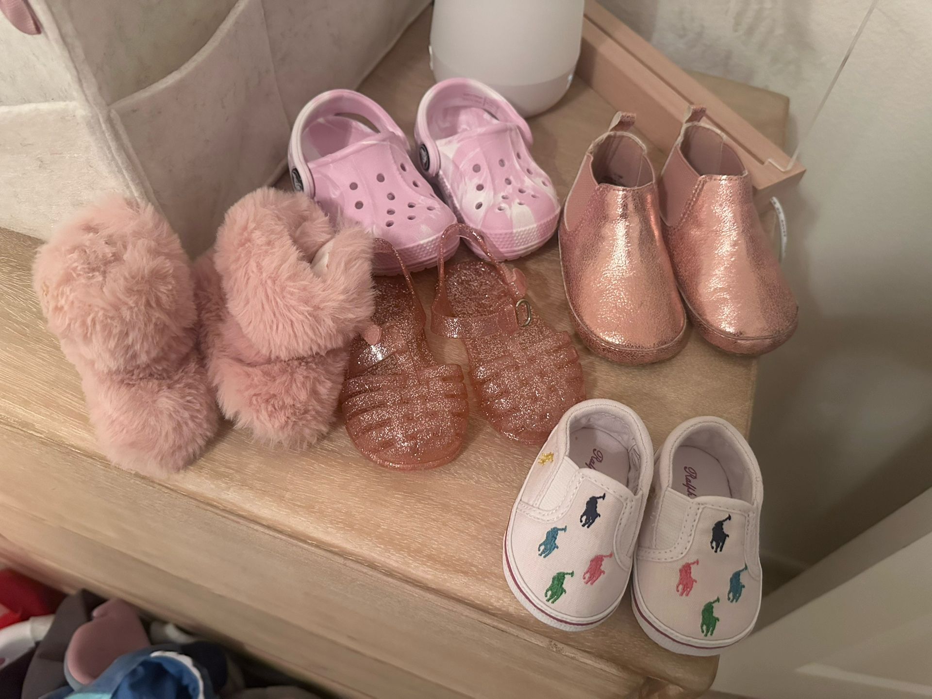 Baby Girl Shoes Size 4