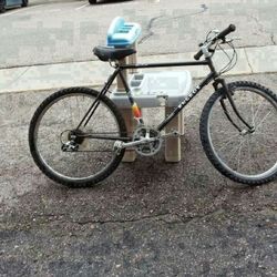 Peugeot Corbier Bike Bicycle
Mens ten speed bike
