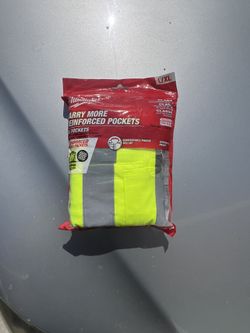 Milwaukee Class 2 Safety Vest 15 Pockets