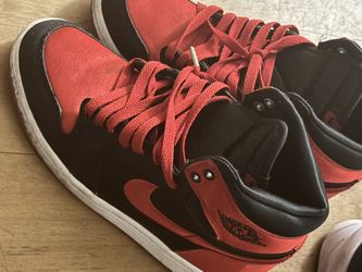 Lightly Used Jordan 1s Size 7.5 Best Offer