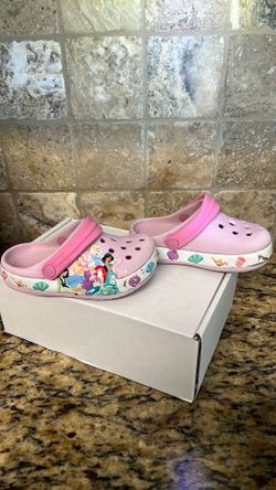 Girls Disney Princesses ￼Crocs