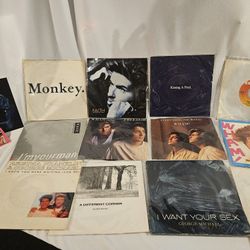 GEORGE MICHAEL & WHAM 45s, TRADING CARDS & PICTURE 