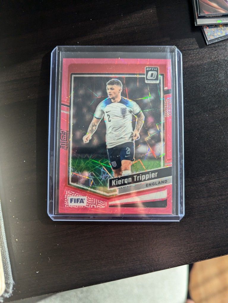 Kieran Trippier Pink Velocity /99