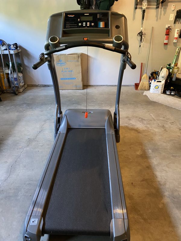 EVO Treadmill for Sale in Renton, WA OfferUp