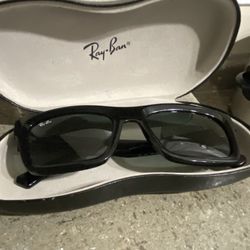 Slightly Worn Authentic Ray-Ban Sunglasses  – Taking Offers