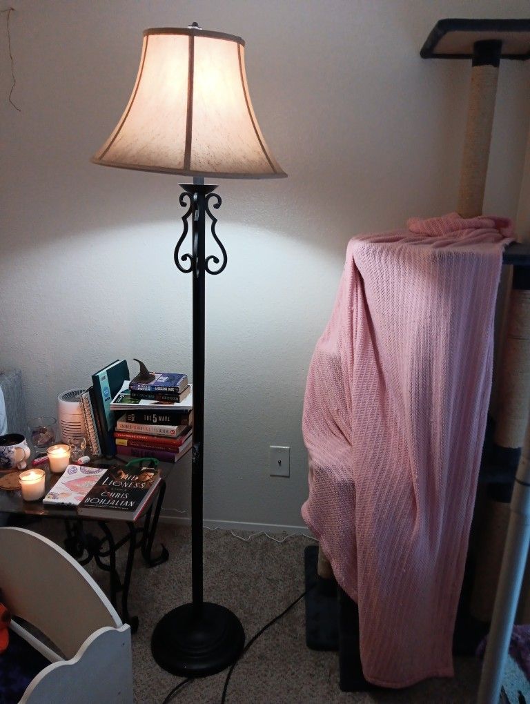 Cast iron Style Lamp
