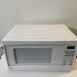 Space Saver Microwave Oven for Sale in Mesa, AZ - OfferUp