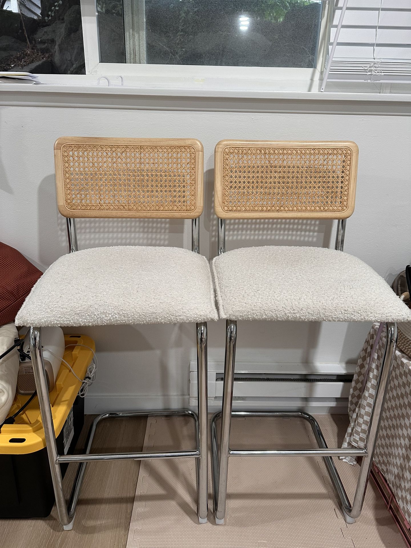 2 Bar Stools