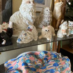 Cat collection. Various prices, inquiry of interest.