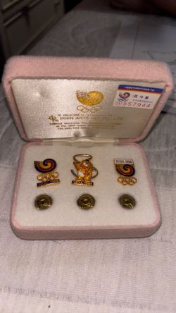 Vintage 3 pin set