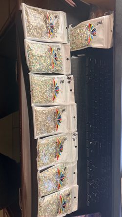 Reluciente Holographic Glitter Rhinestones – 8 Bags
