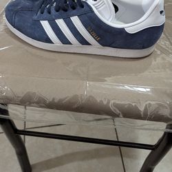 Adidas men size 12