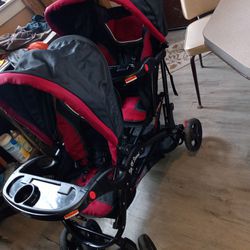 Hurry Hurry For The Low Baby Trend Sit And Stand Double Stroller Just Like New Great Condition 