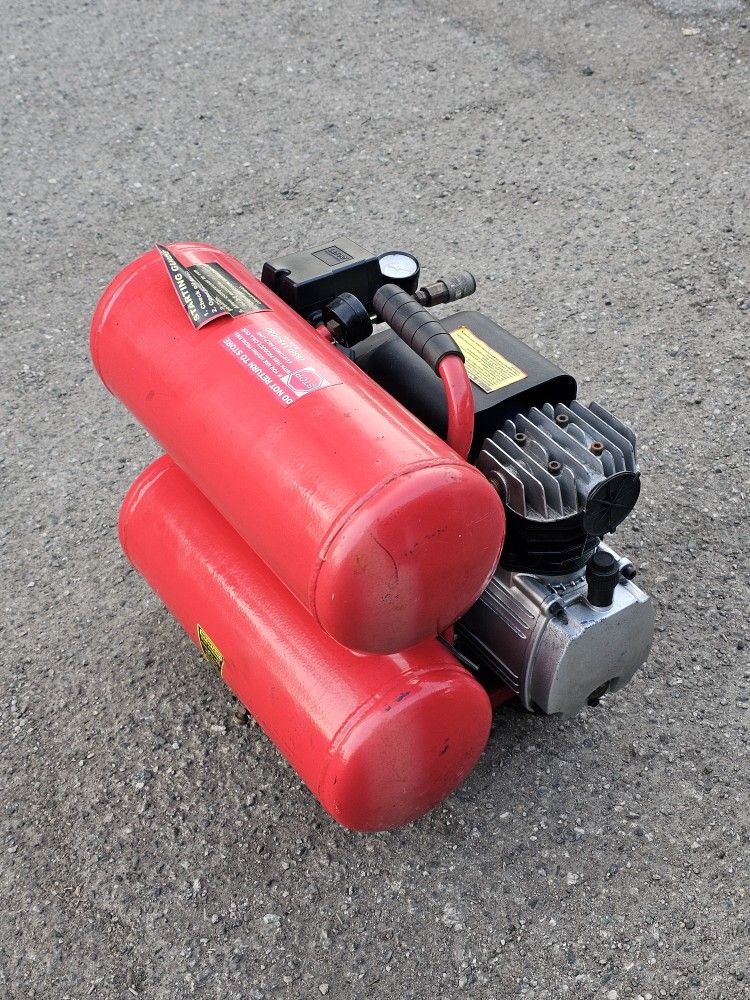 4 Gal. Air Compressor