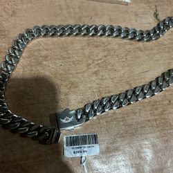 High Quality CUBAN LINK CHAIN  HOLIDAY Deal 