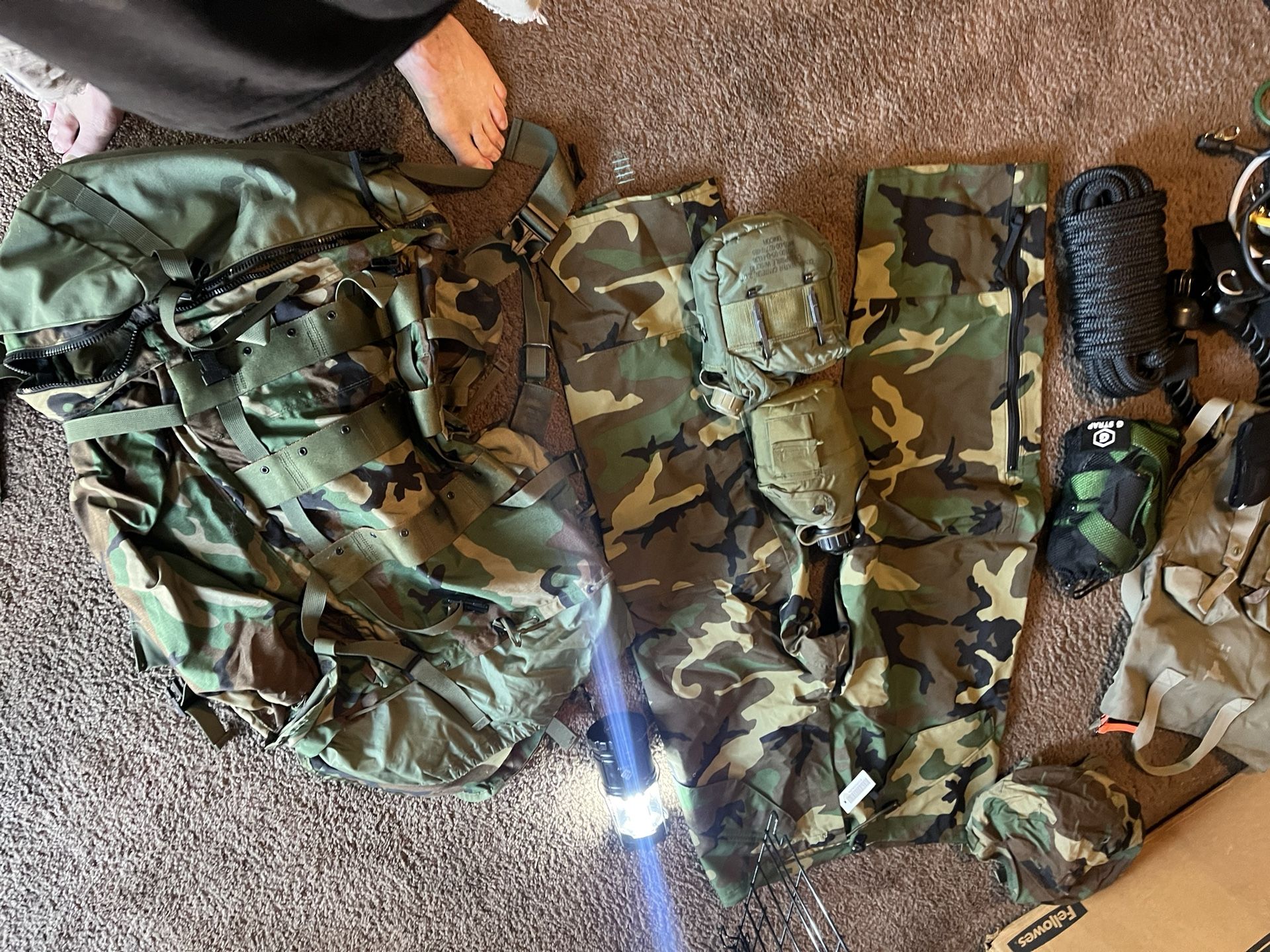CAMO- Gear, Rucksack Backpack, & Gear, Canteens, Etc.