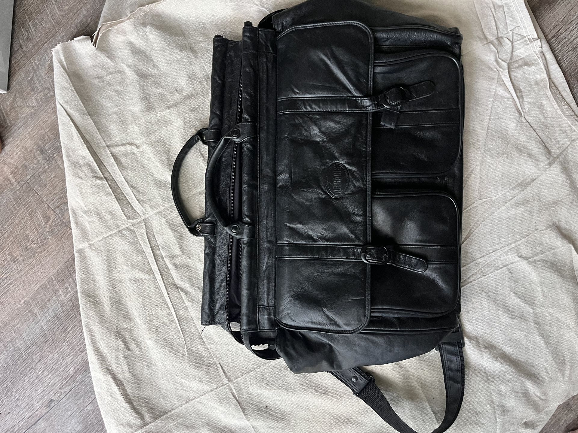 Black Leather Men travel bag IP Collection A-102