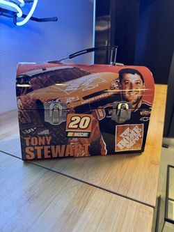 Winners Circle Tony Stewart #20 NASCAR Metal Lunch Box