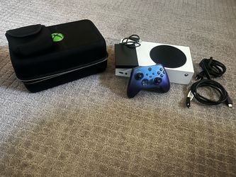 Xbox Series S 512 GB Bundle with Seagate 1 TB Expansion Card, Thrust master Ferrari Racing Wheel, Travel Case, and Controller