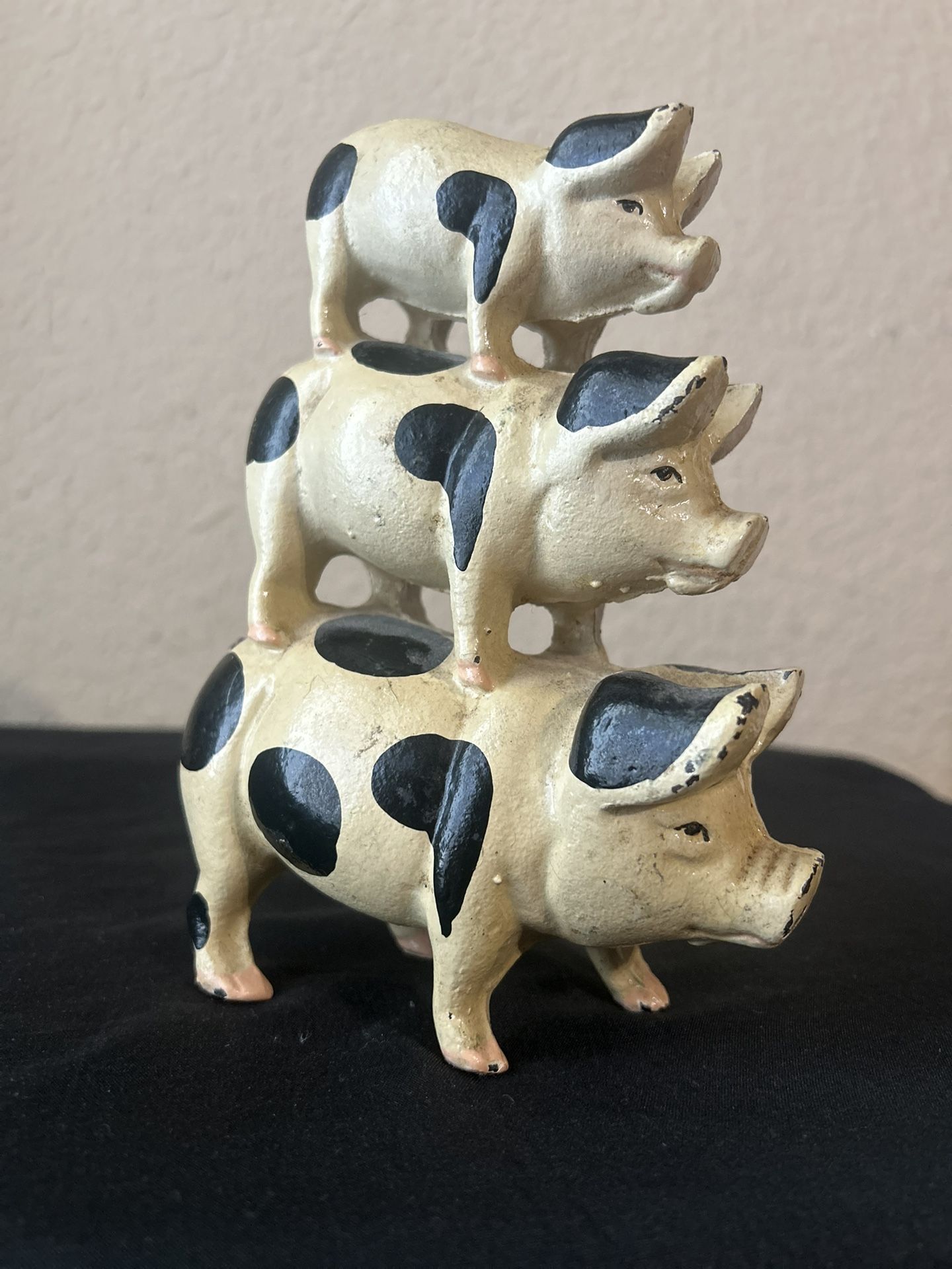 VTG- 3 little pigs Cast Iron Door Stop 