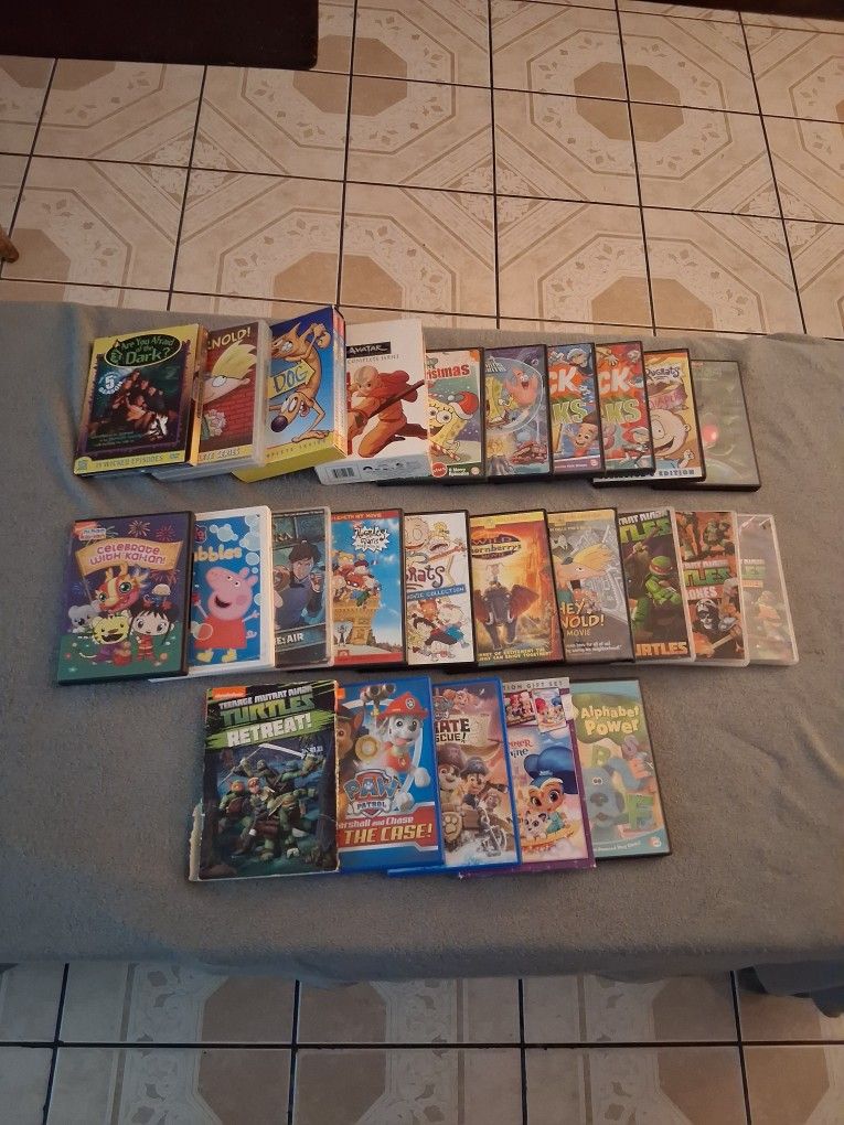 Lot Of 25 Nickelodeon And Nick Jr DVDs