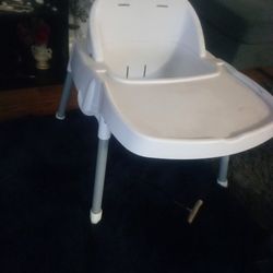 Low High chair