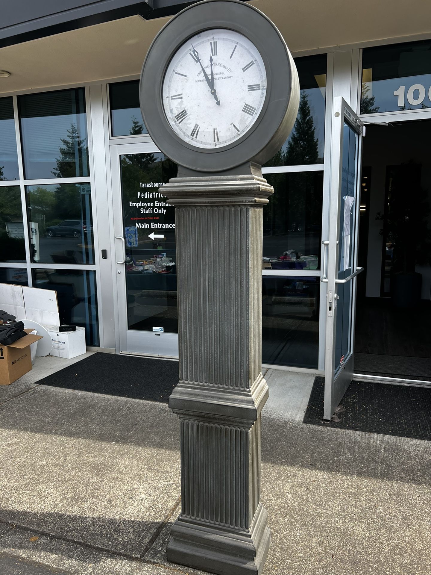 Vintage Living Room Clock