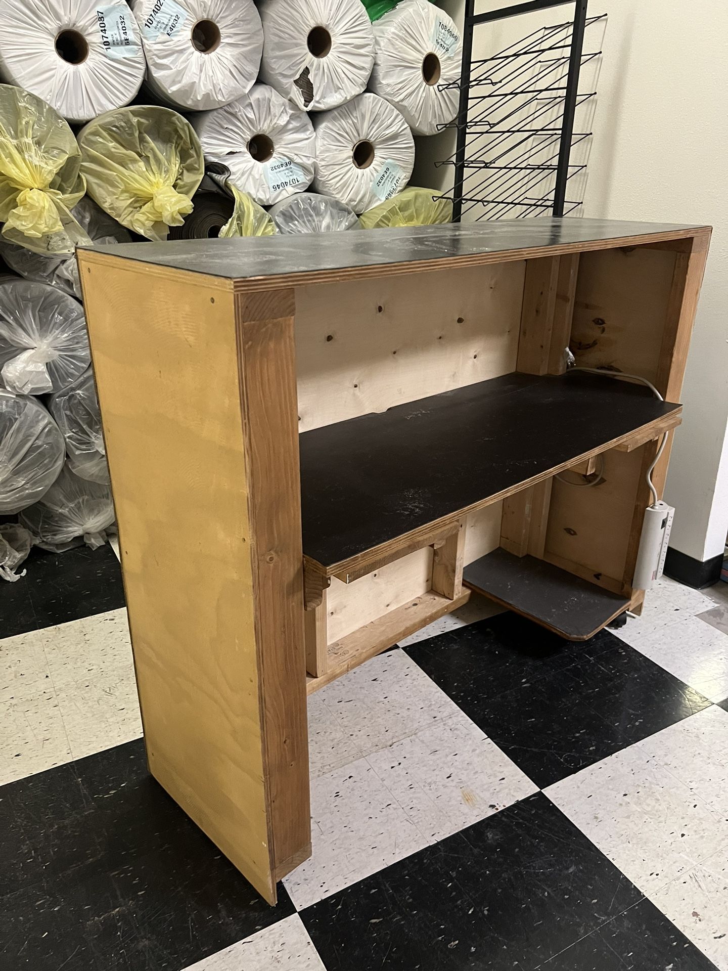 Receptionist Desk for Sale in WA OfferUp