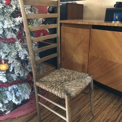 VINTAGE LADDER BACK CHAIR