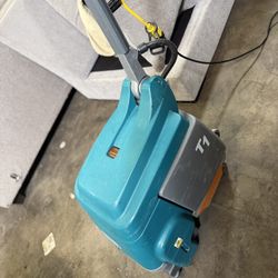 Tennant Floor Scrubber
