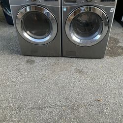 Set washer and dryer gas