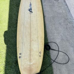 Becker Surfboard 7’6 Ft 