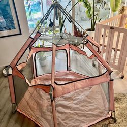 California Beach and Co Pop ‘N Go playpen 