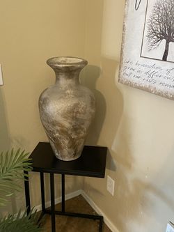 Beautiful Vase In Stand