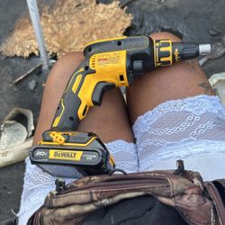 Dewalt 20v Max Drywall Screwing