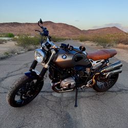 2017 BMW R9T Scrambler
