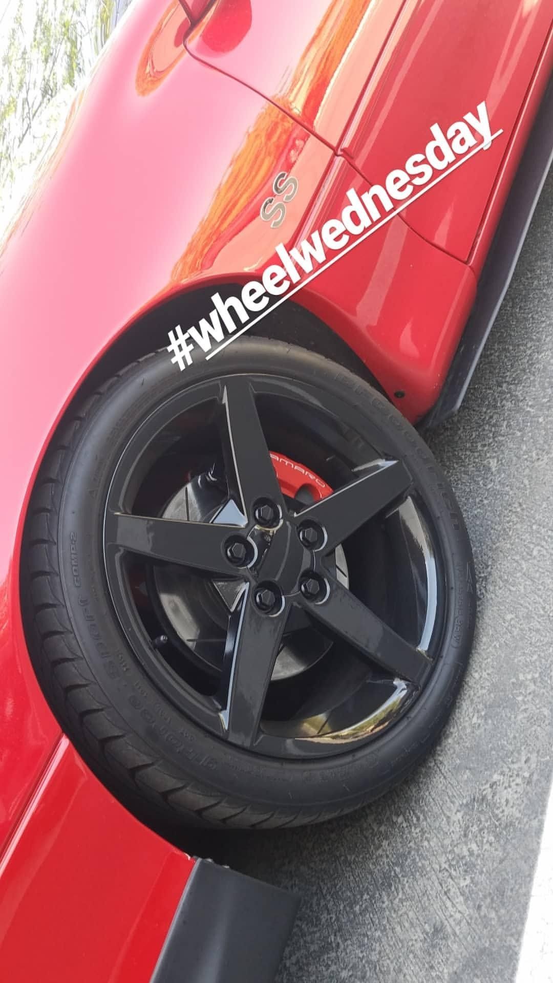 Trade wheels? Black Corvette rims