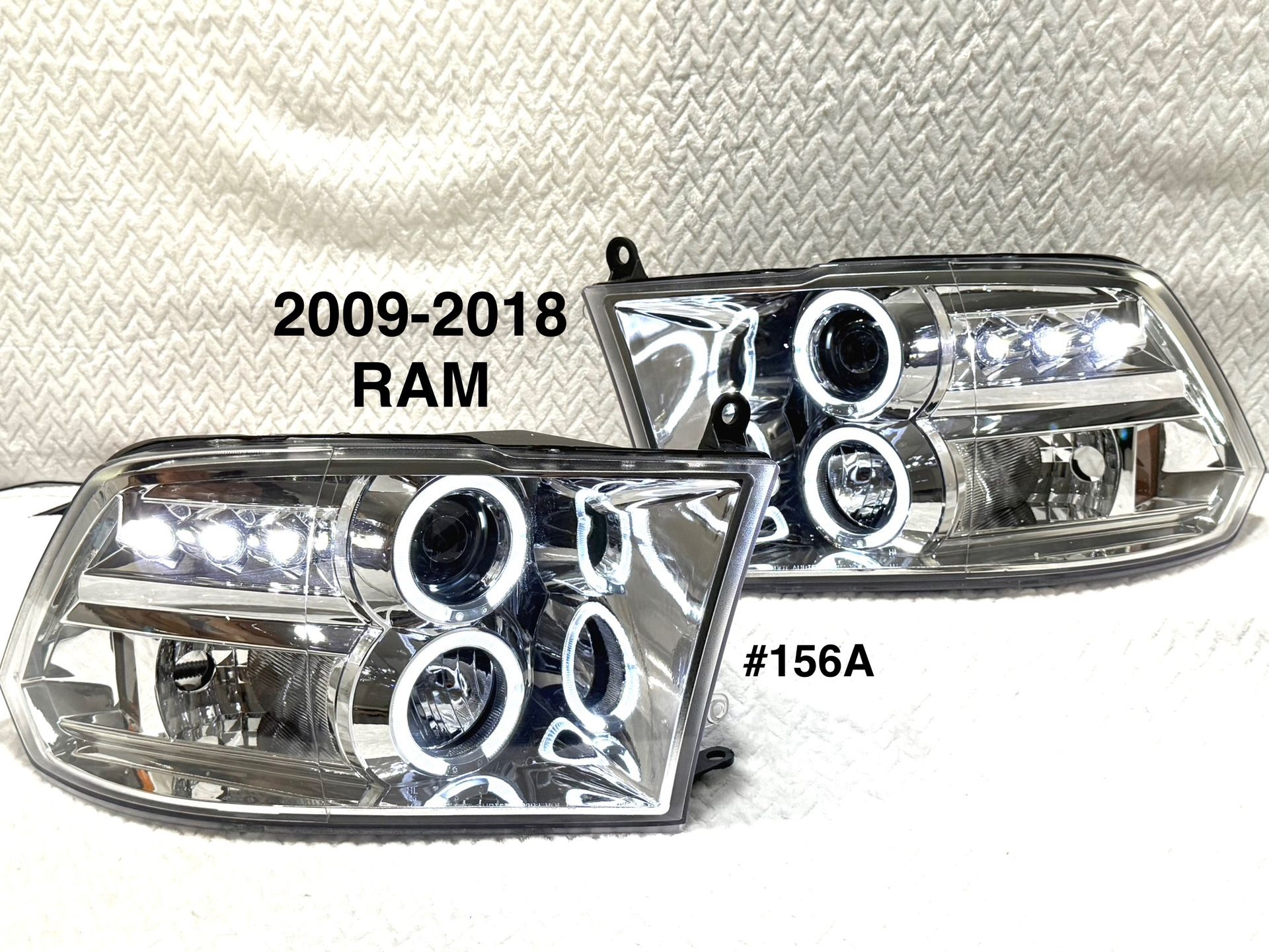 2009 TO 2018 Dodge RAM 1500 / 2500 / 3500 Dual Halo Projector Headlights