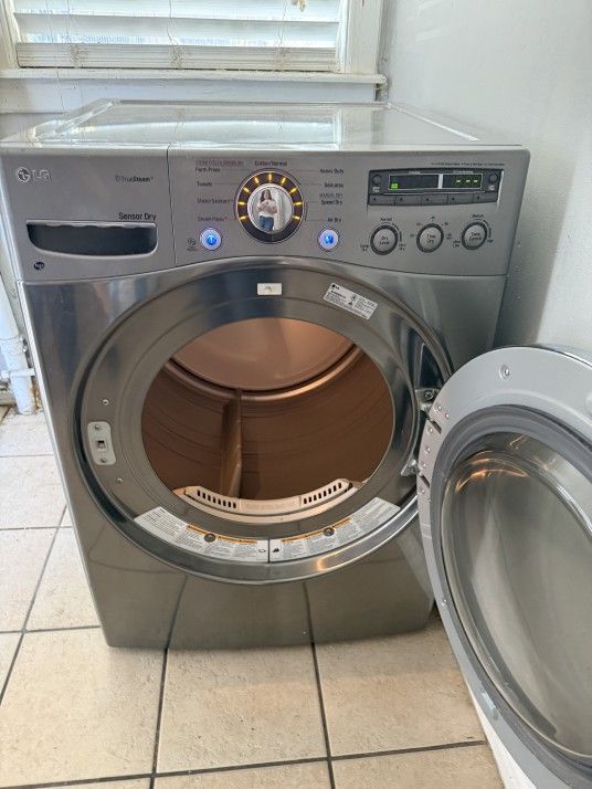 Washer & Dryer