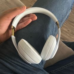 White beats