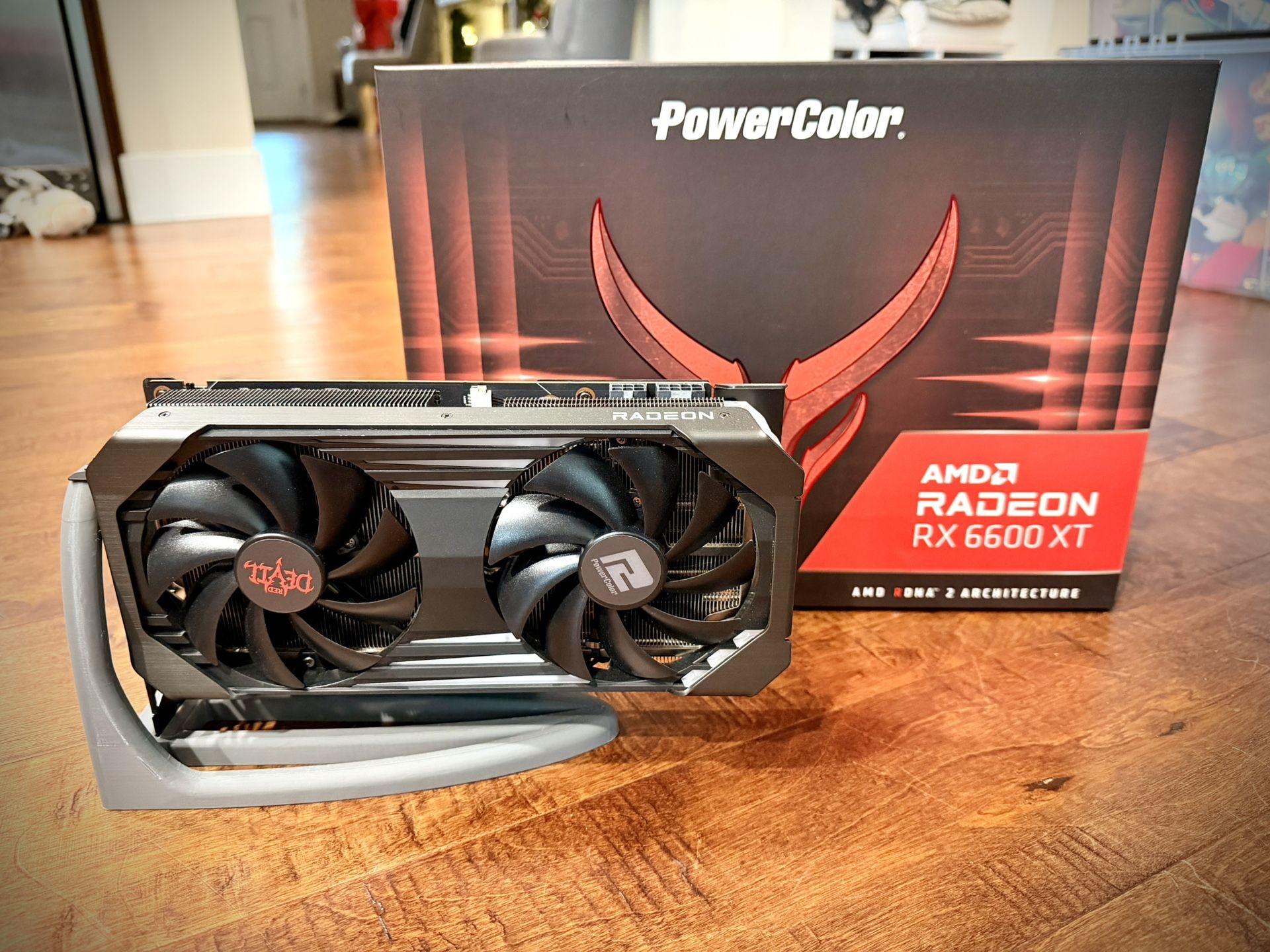 AMD Radeon Red Devil 6600XT - Gaming video card