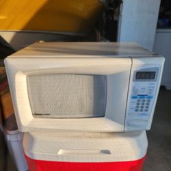Magic Chef Microwave
