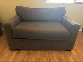 Loveseat sleeper
