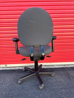 Steelcase office chair big & Tall / Plus size