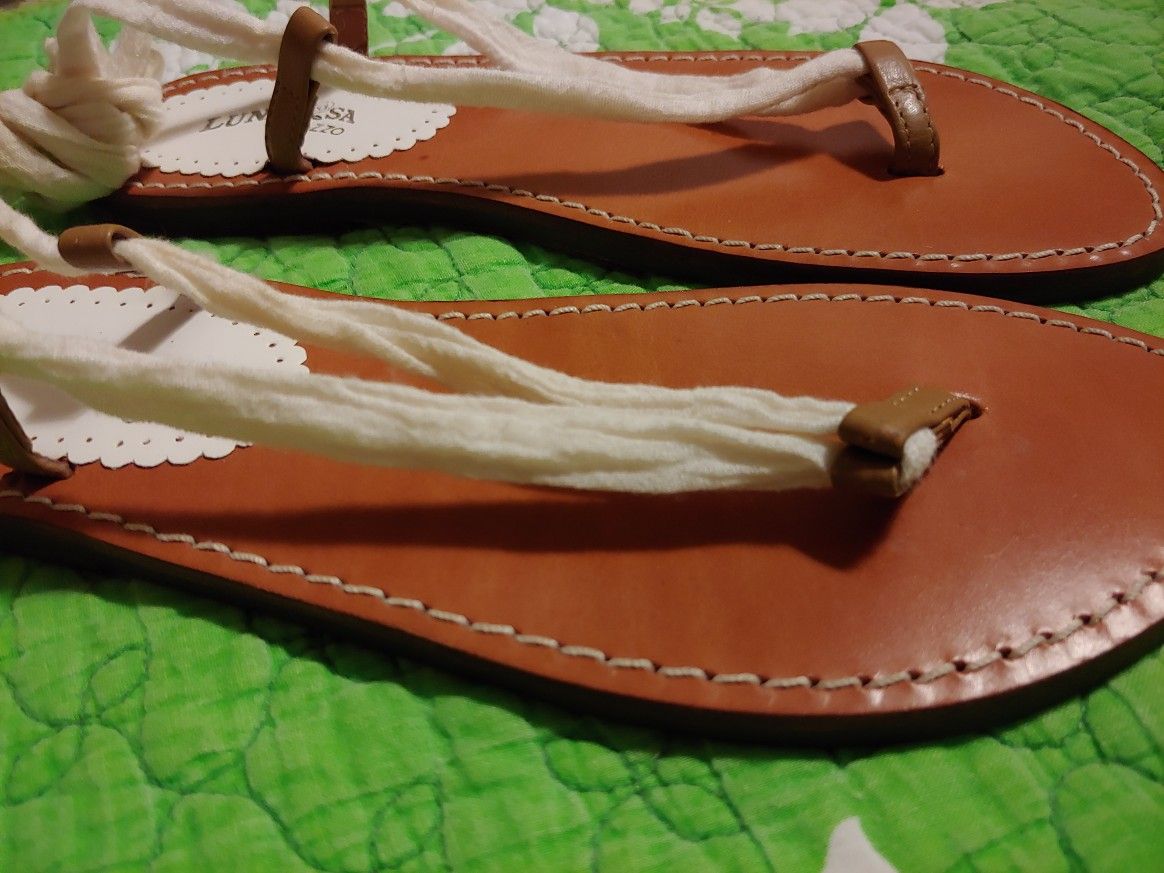 Luna Rosa by Pazzo Archaic Sandals