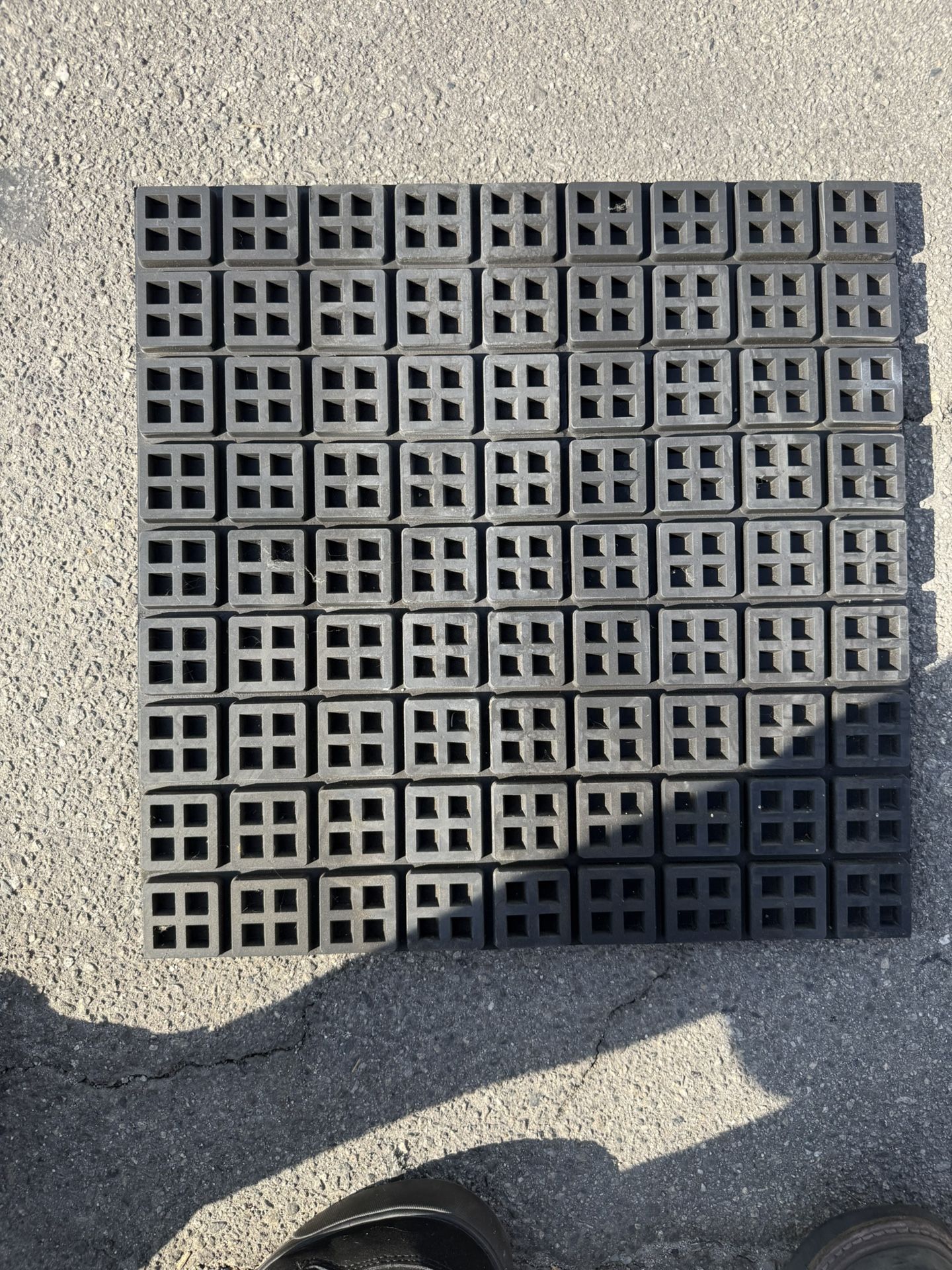 MASON Vibration Isolator Pad: Neoprene, Waffle Pad Top, 18 in Lg, 18 in Wd, 3/4 in Ht